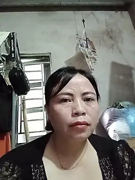 Snapshot of -Hami- chatting on 05.15.26 -Hami- online show from 05.15.26