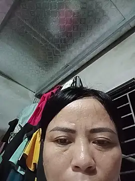 Snapshot of -Hami- chatting on 05.16.26 -Hami- online show from 05.16.26