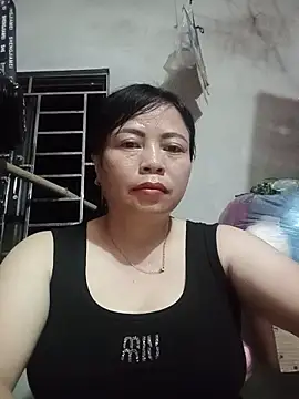 Snapshot of -Hami- chatting on 05.19.26 -Hami- online show from 05.19.26