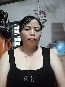 Snapshot of -Hami- chatting on 05.27.26 -Hami- online show from 05.27.26