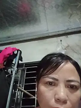 Snapshot of -Hami- chatting on 05.29.26 -Hami- online show from 05.29.26