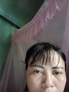 Snapshot of -Hami- chatting on 06.03.26 -Hami- online show from 06.03.26