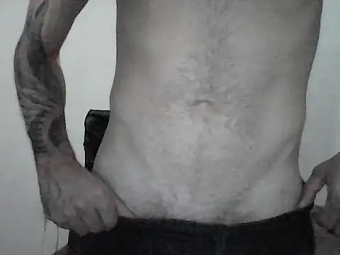 Snapshot of NoxxVx chatting on 05.14.26 NoxxVx online show from 05.14.26