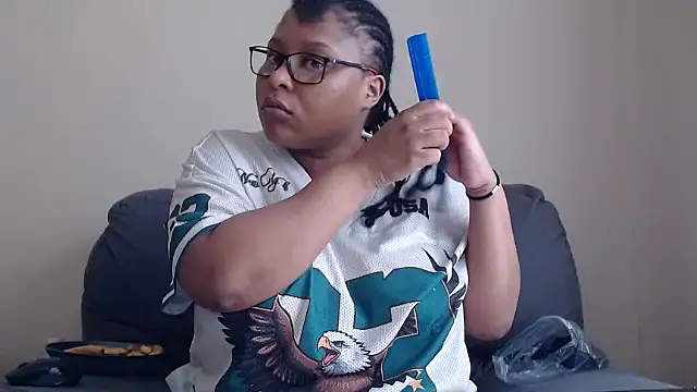 xxZoeyx online show from 11.04.25