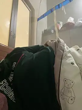 Snapshot of Gina-li chatting on 04.03.26 Gina-li online show from 04.03.26