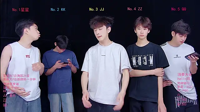 Snapshot of KOboys-818 chatting on 05.09.26 KOboys-818 online show from 05.09.26