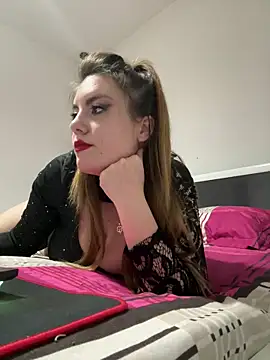 Snapshot of SilkObsession chatting on 04.06.26 SilkObsession online show from 04.06.26