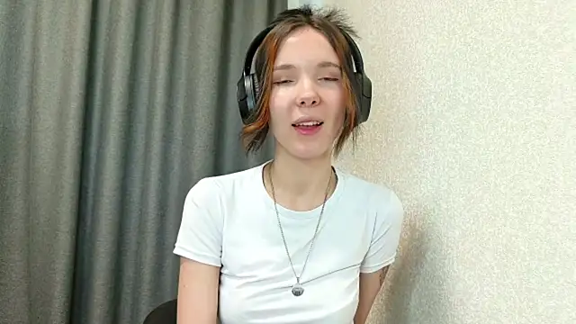 Snapshot of RubyBooby chatting on 04.01.26 RubyBooby online show from 04.01.26