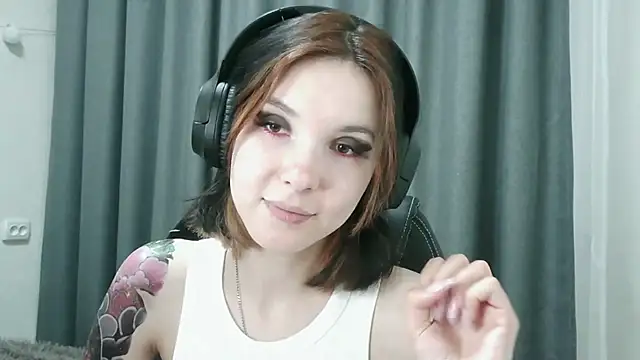 Snapshot of RubyBooby chatting on 06.12.26 RubyBooby online show from 06.12.26