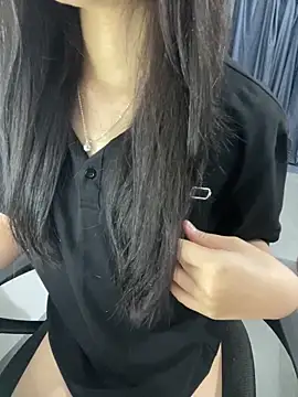 Snapshot of Annie_nii chatting on 04.26.26 Annie nii online show from 04.26.26