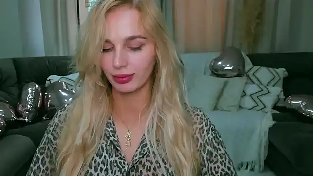 blonde  flirt online show from 04.01.26