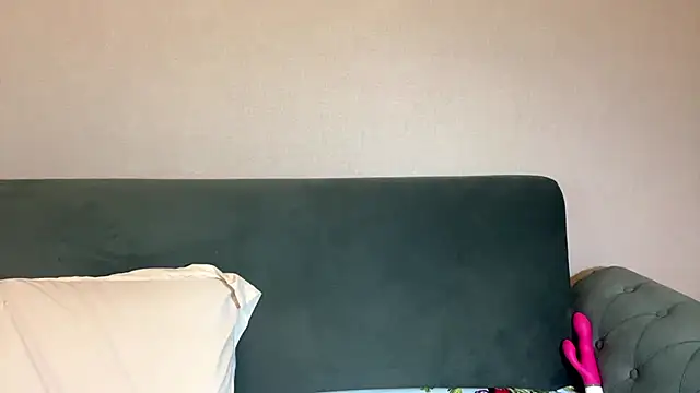 SelenaKiss  online show from 06.14.26