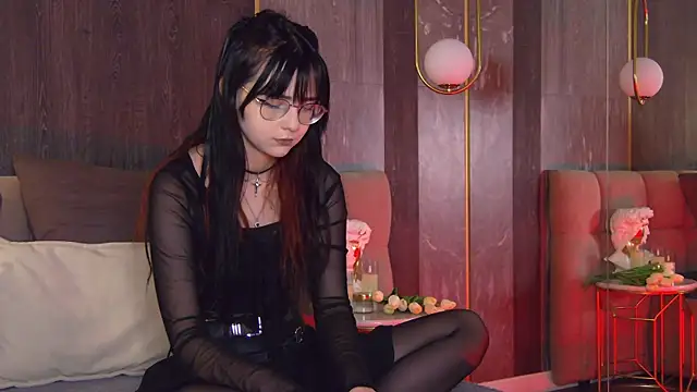 AmyRivers online show from 04.20.26