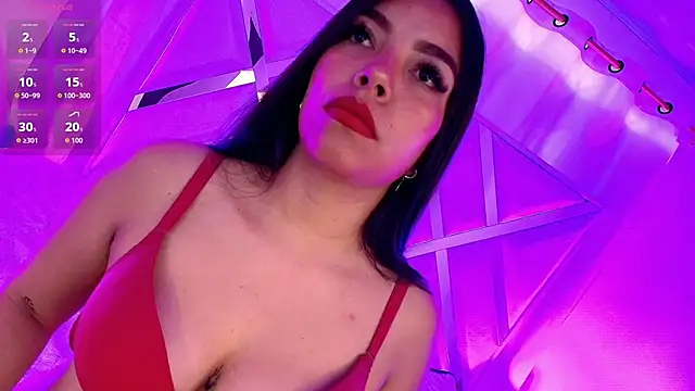 Snapshot of Ariana_castillo02 chatting on 04.11.26 Ariana castillo02 online show from 04.11.26