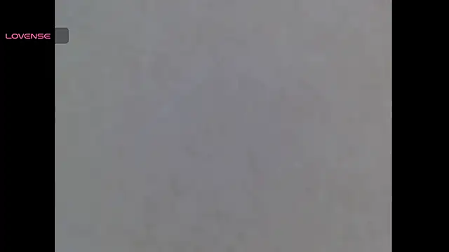Snapshot of scarlet1609 chatting on 06.25.26 scarlet1609 online show from 06.25.26