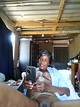 Snapshot of Naughtygrany chatting on 04.29.26 Naughtygrany online show from 04.29.26