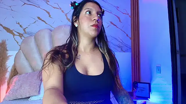 Lunaa Rossee online show from 04.01.26
