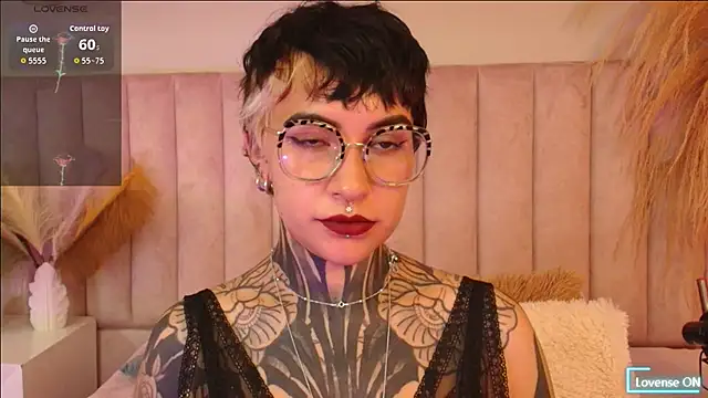 Luana fiore online show from 04.20.26