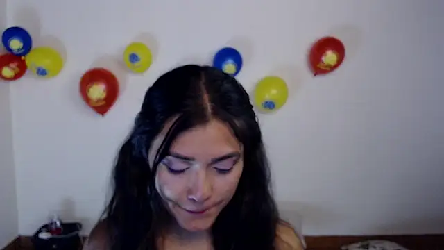 Snapshot of FreyaRouge chatting on 06.24.26 FreyaRouge online show from 06.24.26