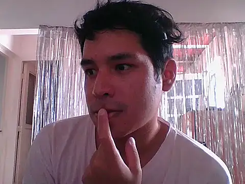 Snapshot of Ian-yin08 chatting on 04.22.26 Ian-yin08 online show from 04.22.26
