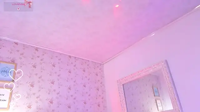 Snapshot of lia_kitty0 chatting on 06.16.26 lia kitty0 online show from 06.16.26