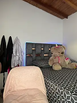 Snapshot of Danna_222_ chatting on 04.19.26 Danna 222 online show from 04.19.26