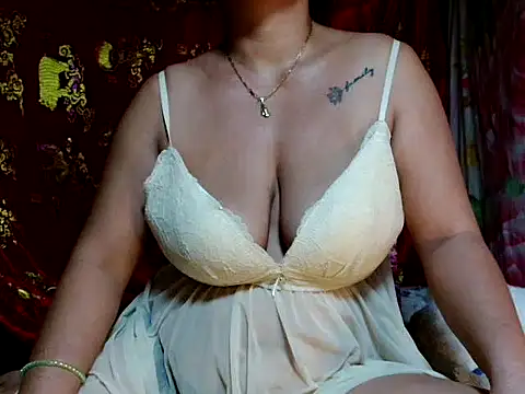 Snapshot of HornyHot_Asian chatting on 05.10.26 HornyHot Asian online show from 05.10.26