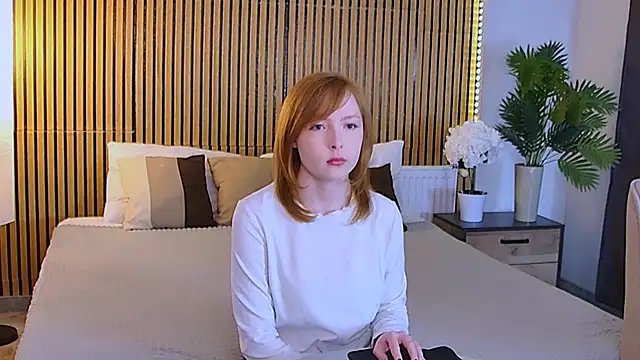 Snapshot of CherryCrushLove chatting on 04.19.26 CherryCrushLove online show from 04.19.26