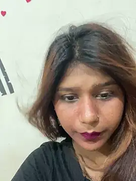 Snapshot of Cutiepie- chatting on 05.12.26 Cutiepie- online show from 05.12.26