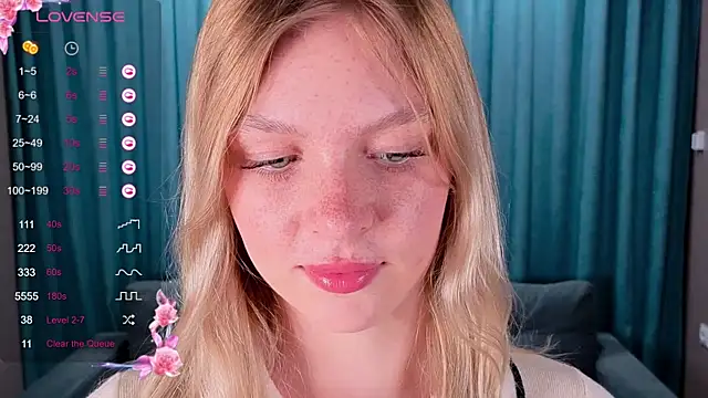 Snapshot of PatriciaaReed chatting on 06.18.26 PatriciaaReed online show from 06.18.26