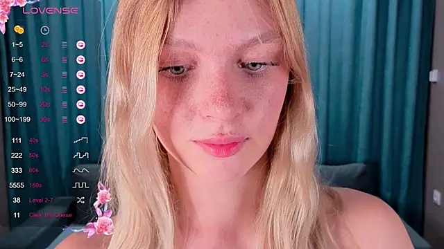 Snapshot of PatriciaaReed chatting on 06.18.26 PatriciaaReed online show from 06.18.26