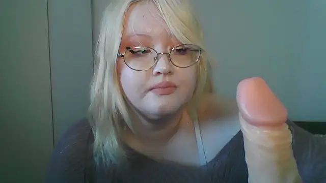 Elayne Sweet online show from 04.19.26
