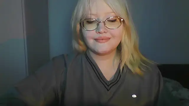 Snapshot of Elayne_Sweet chatting on 06.05.26 Elayne Sweet online show from 06.05.26