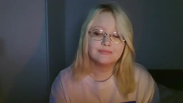 Snapshot of Elayne_Sweet chatting on 06.11.26 Elayne Sweet online show from 06.11.26