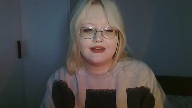 Snapshot of Elayne_Sweet chatting on 06.13.26 Elayne Sweet online show from 06.13.26