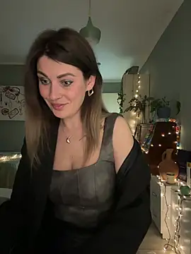 Snapshot of Rita_Tease chatting on 04.06.26 Rita Tease online show from 04.06.26