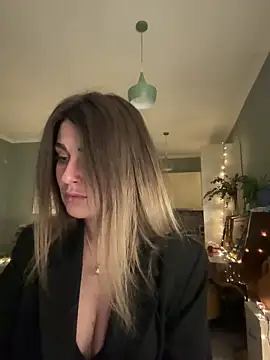 Snapshot of Rita_Tease chatting on 04.14.26 Rita Tease online show from 04.14.26