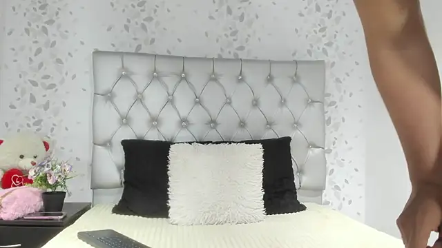 Snapshot of brenda_sofia69 chatting on 05.08.26 brenda sofia69 online show from 05.08.26