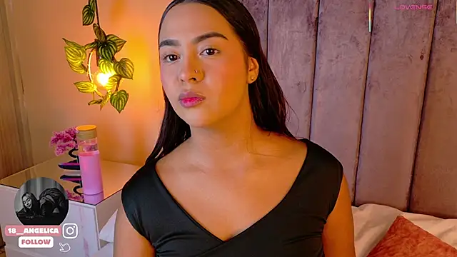 Snapshot of angelicaa_garcia chatting on 04.09.26 angelicaa garcia online show from 04.09.26