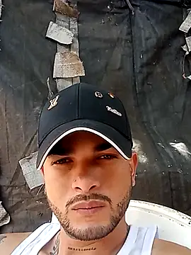 Snapshot of Nicolas_Moncadas chatting on 03.31.26 Nicolas Moncadas online show from 03.31.26