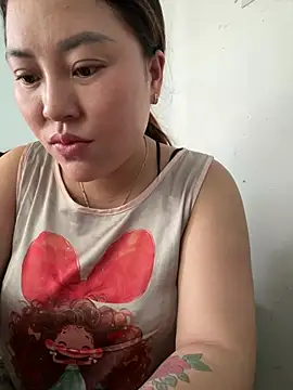 Snapshot of Lina-Naughty chatting on 05.09.26 Lina-Naughty online show from 05.09.26