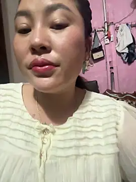 Snapshot of Lina-Naughty chatting on 06.09.26 Lina-Naughty online show from 06.09.26