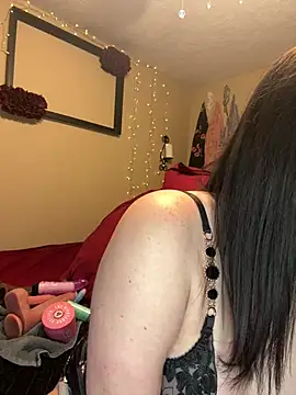 Snapshot of taylorsunshine chatting on 04.19.26 taylorsunshine online show from 04.19.26