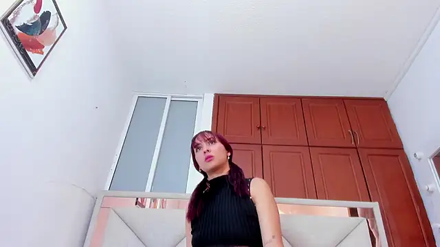 Snapshot of lili_blaze chatting on 04.15.26 lili blaze online show from 04.15.26
