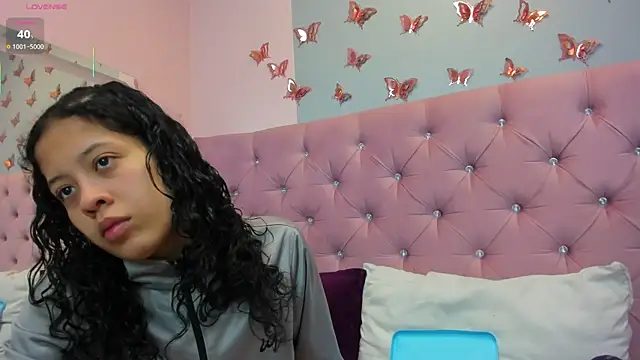 Snapshot of Kaira_luxury chatting on 06.15.26 Kaira luxury online show from 06.15.26