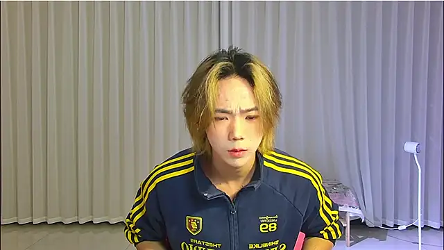 Snapshot of wumei-001 chatting on 04.03.26 wumei-001 online show from 04.03.26