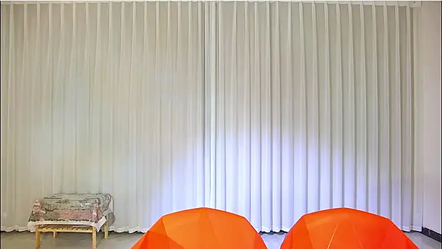 Snapshot of wumei-001 chatting on 04.10.26 wumei-001 online show from 04.10.26