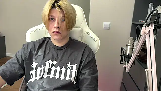 loverria1 online show from 04.03.26