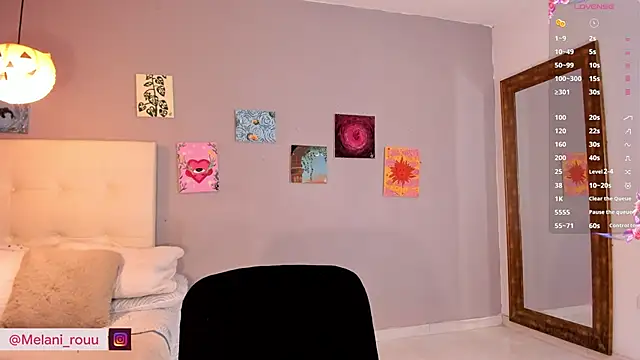 Snapshot of Melaniaa_Roussee chatting on 06.11.26 Melaniaa Roussee online show from 06.11.26