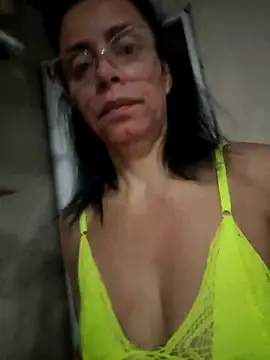 Snapshot of Cristotoza chatting on 04.29.26 Cristotoza online show from 04.29.26
